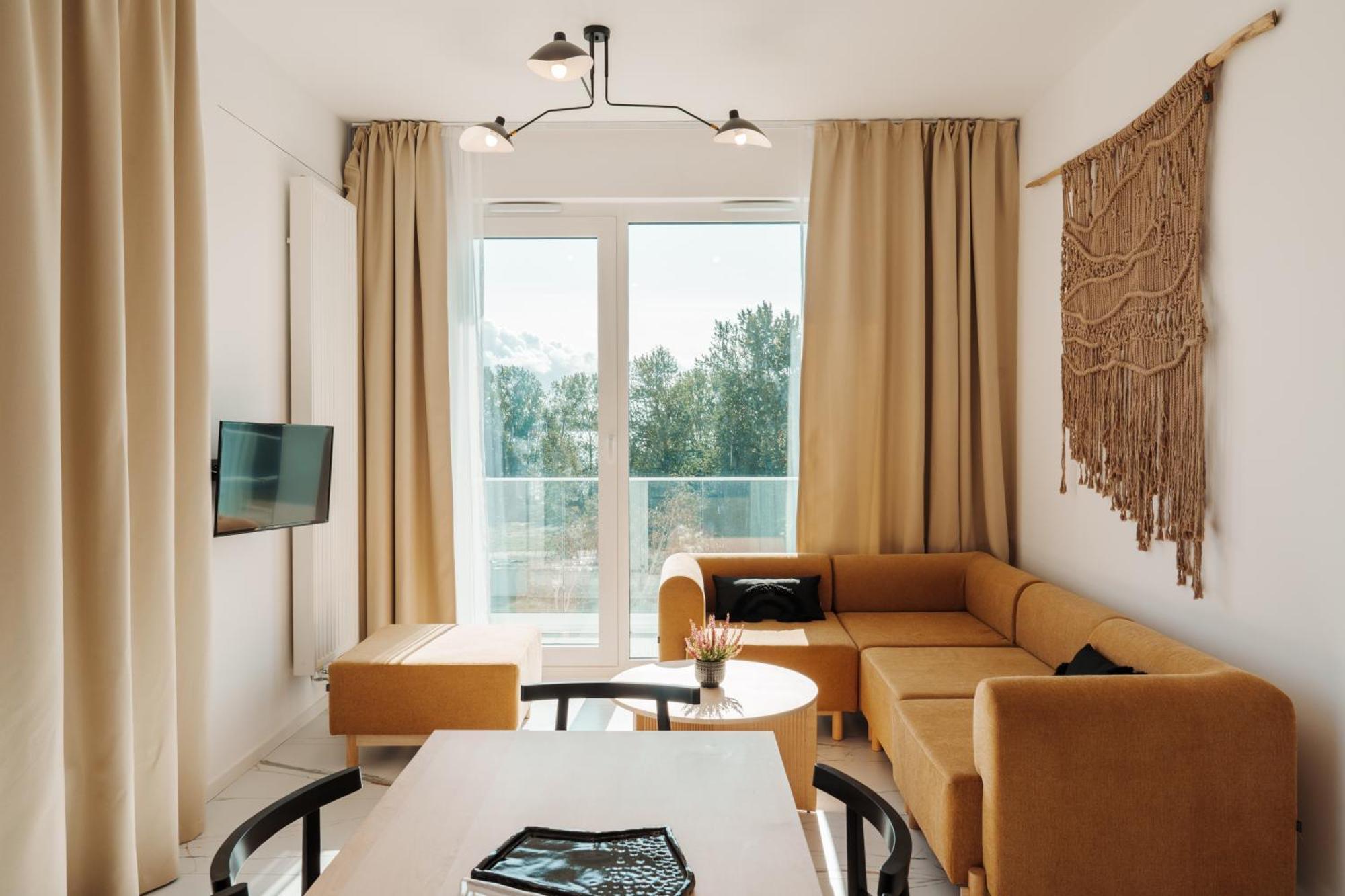 Hotel Arche Fabryka Samolotow W Mielnie Mielno  Eksteriør billede